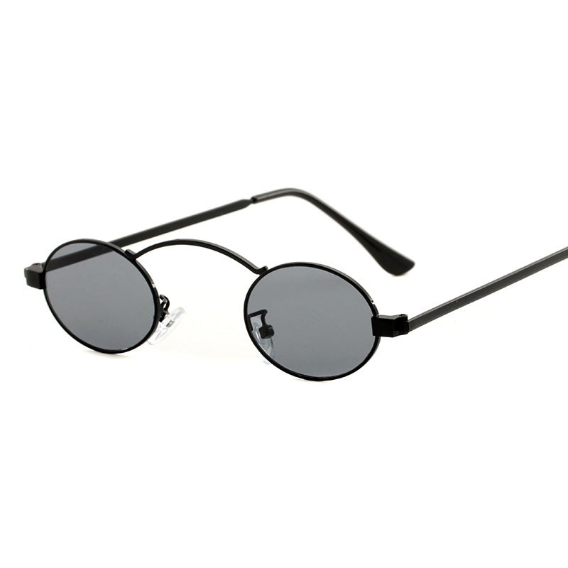 Fashionable small frame round sunglasses
