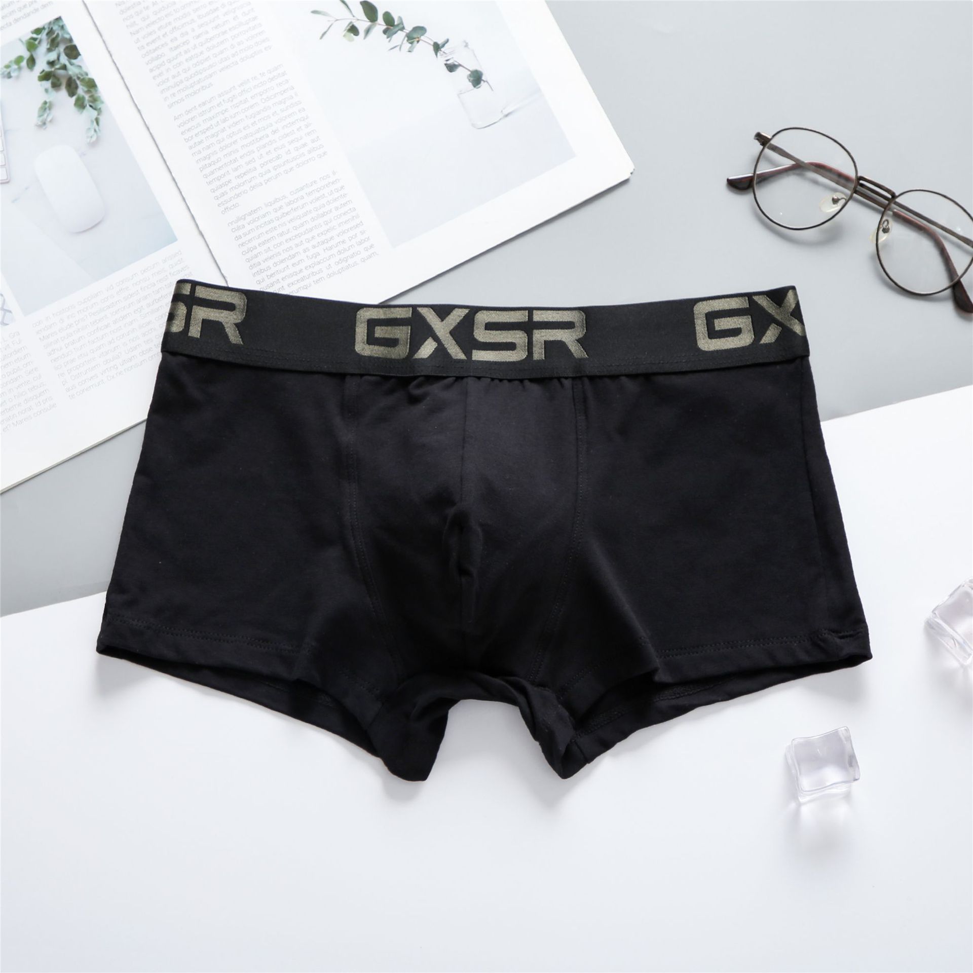 New Men's Purified Cotton Underwear Low Waist Sexy Breathable Comfortable Solid Color