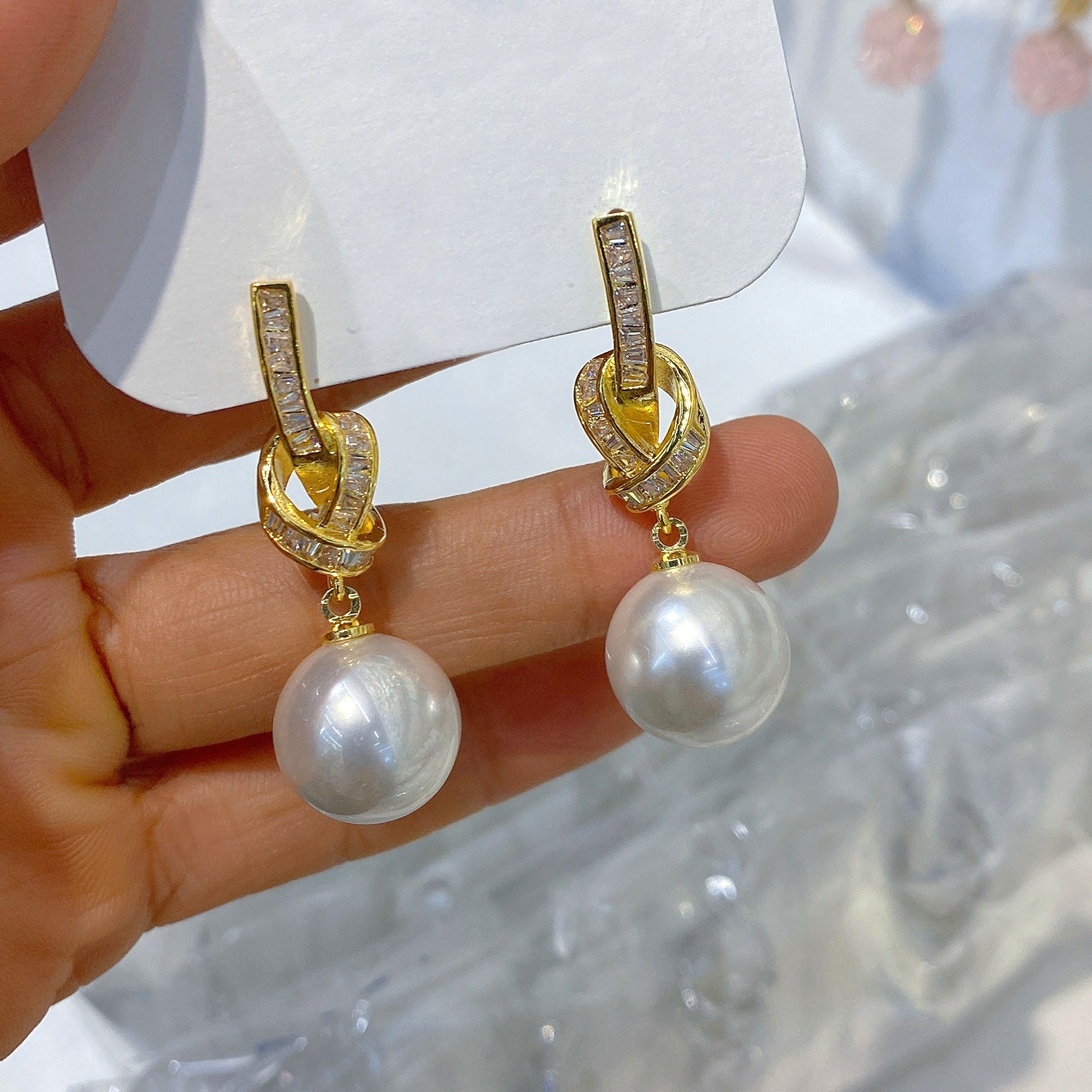 Light Luxury High-grade Micro Inlaid Zircon Chain Earrings